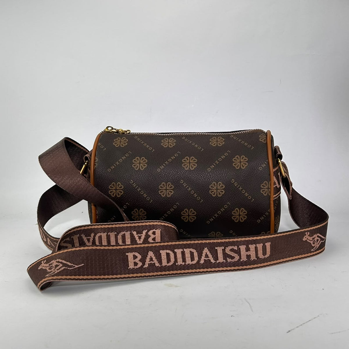 Badidaishu Brown Clover Print Barrel Bag
