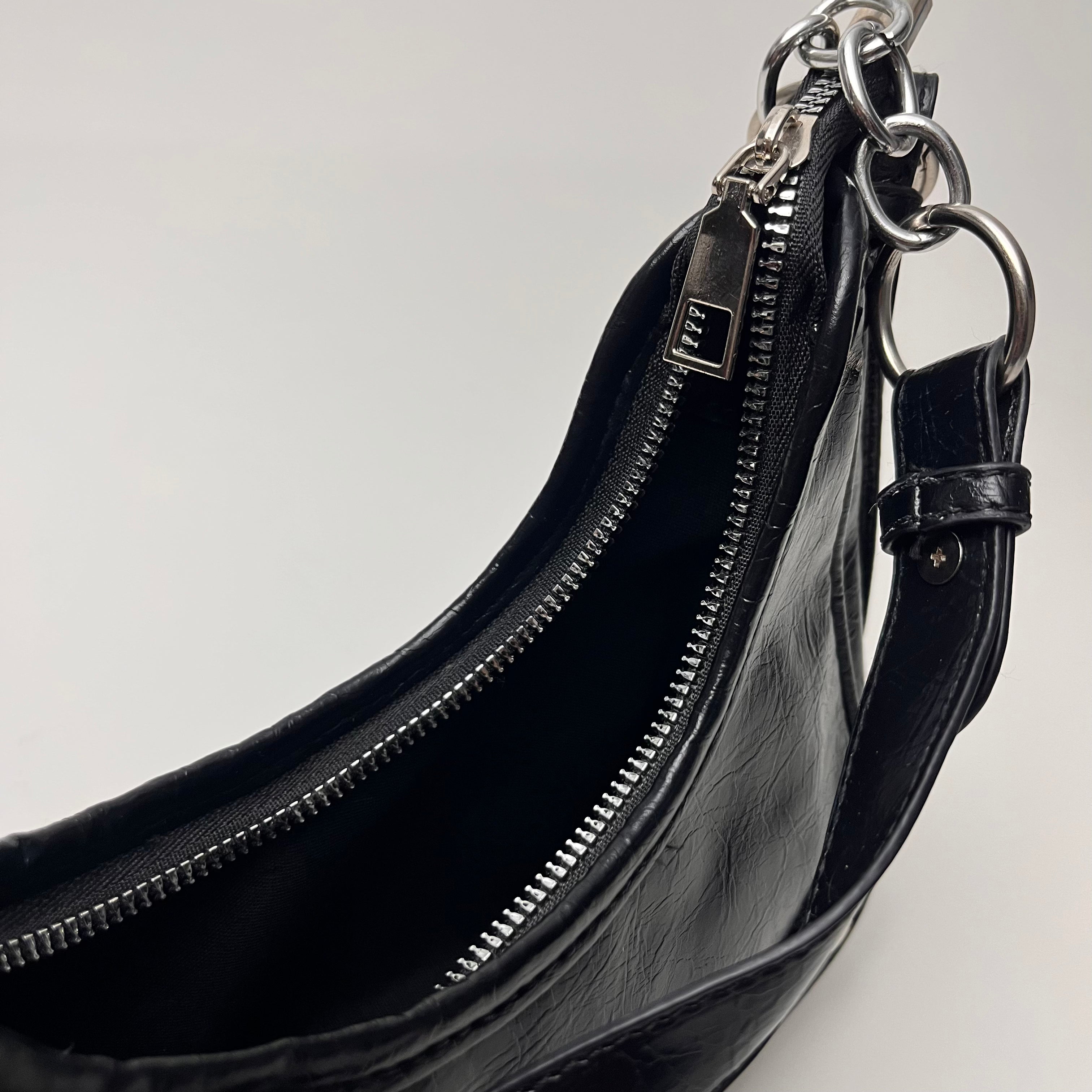 Le Cagole Crinkled Hobo