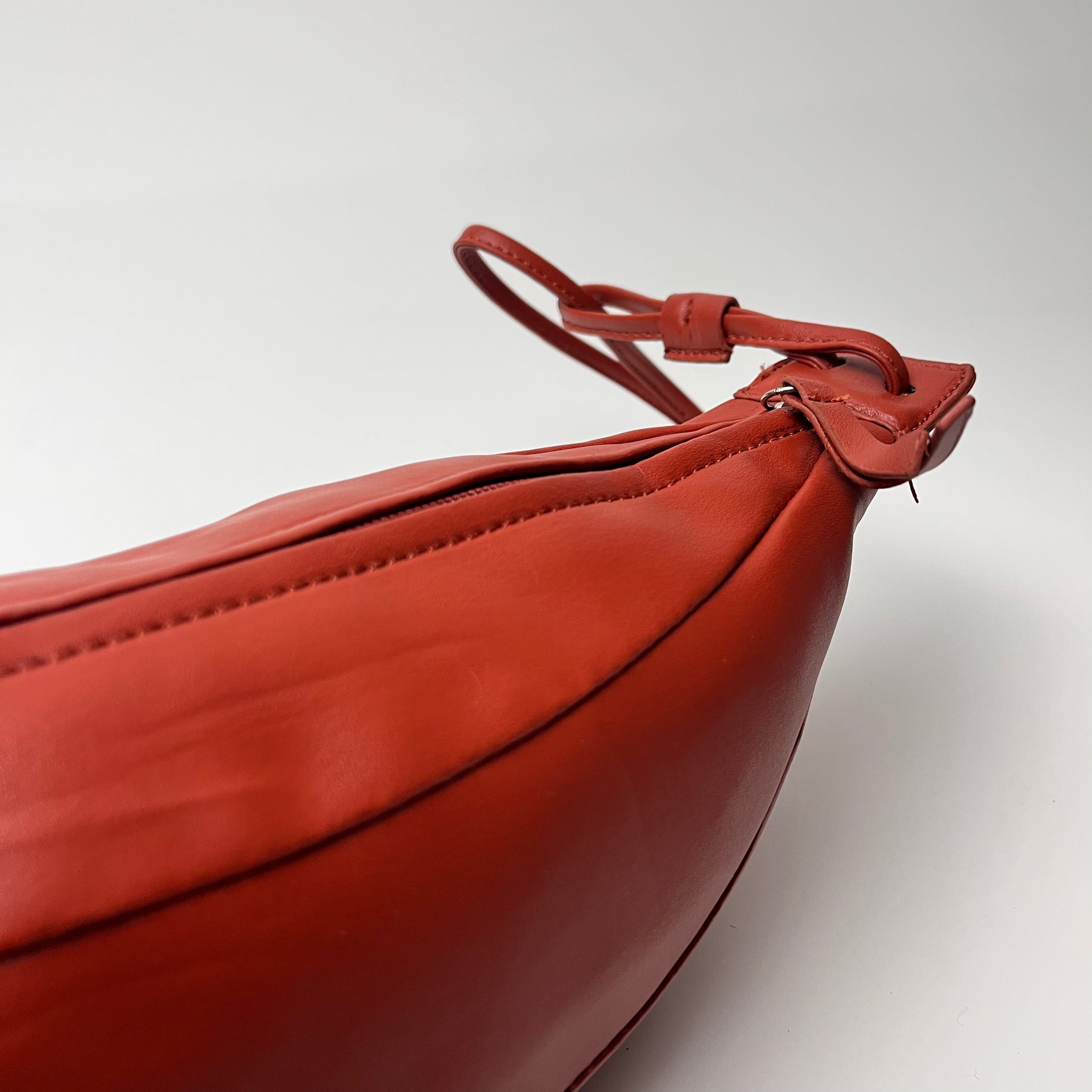 Hammock Crossbody